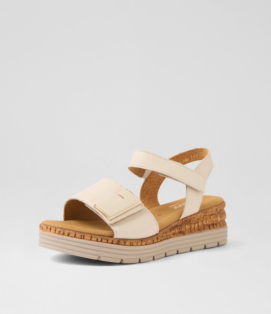 Ebony Creme Leather Sandals