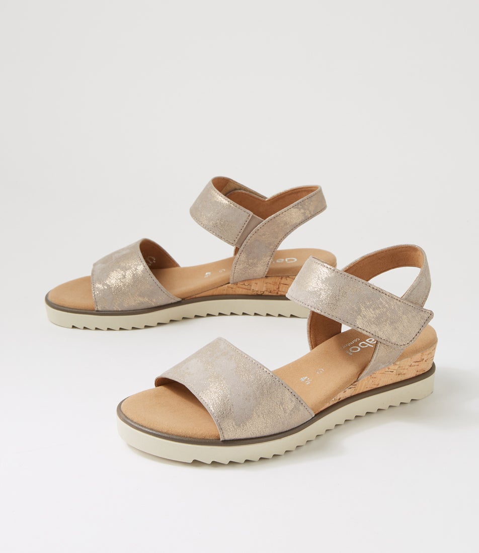 Briva Muschel Leather Sandals