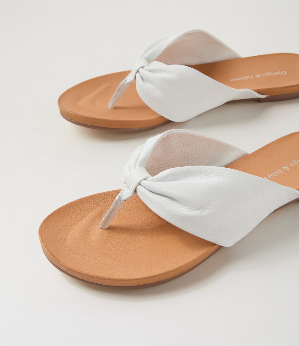 Joysy White Leather Thongs