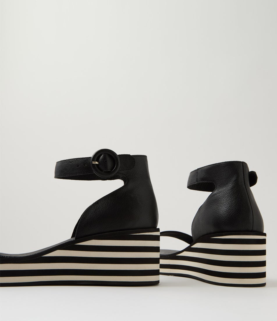 Fibbly Black Leather Sandals