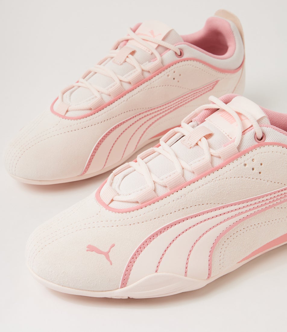Catch Soliel Jasmine Flower Pinkscape Fabric Sneakers