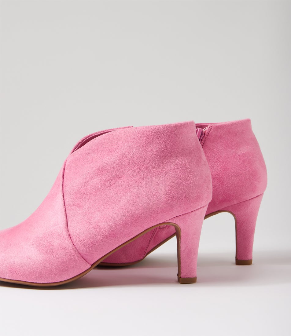 Ishee W Flamingo Microsuede Ankle Boots