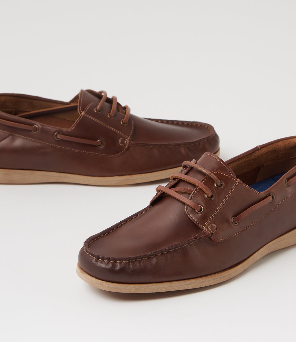 Launch Tan Leather Boat Shoes