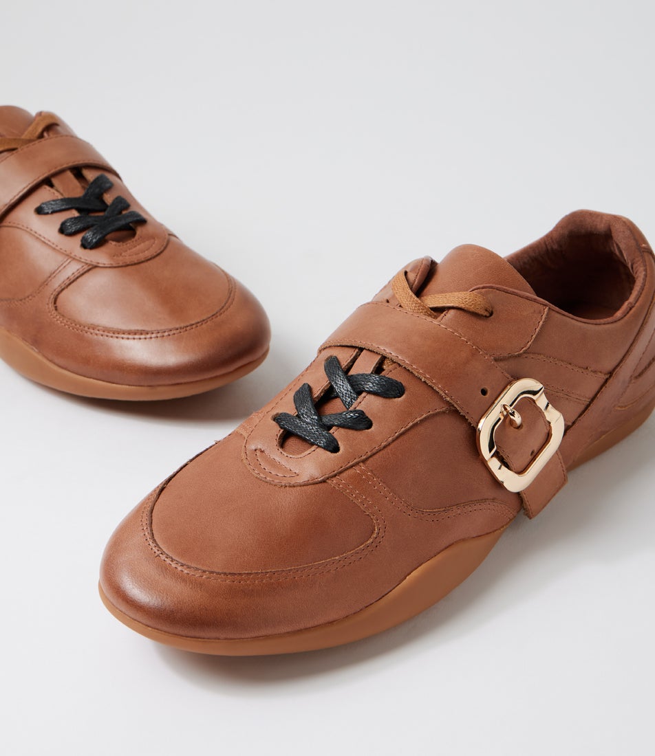 Zojar Tan Leather Sneakers