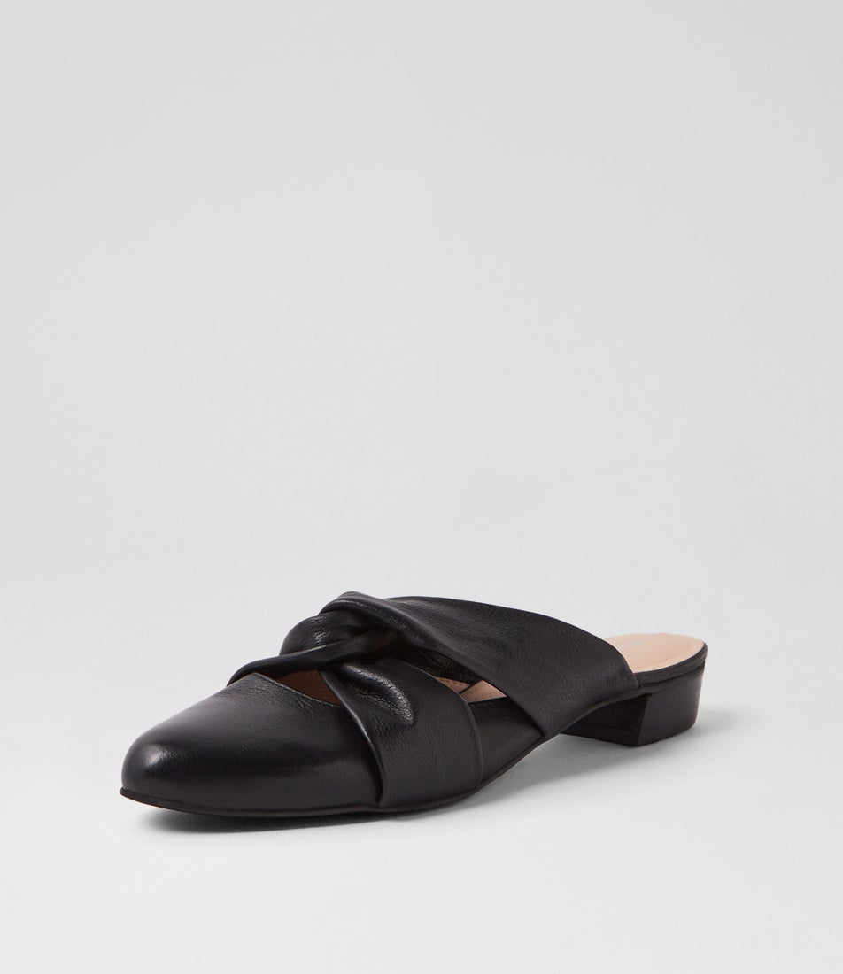 Edda Black Leather Mules