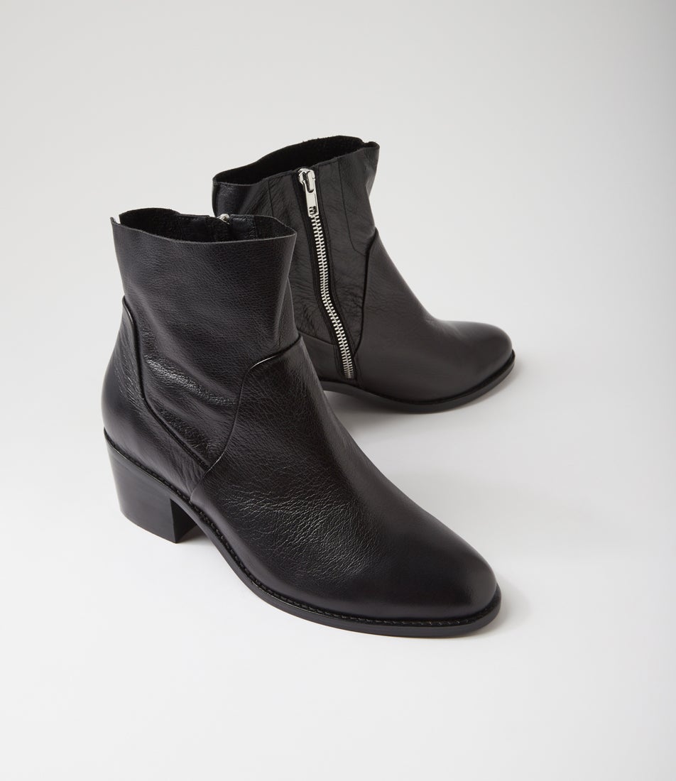 Rochelle Xw Black Leather Ankle Boots