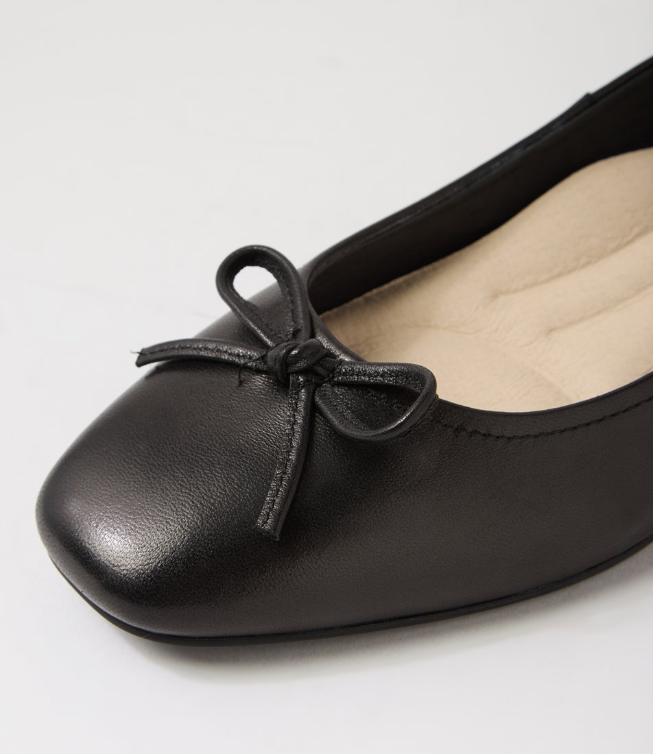 Glimmery Black Leather Flat Shoes
