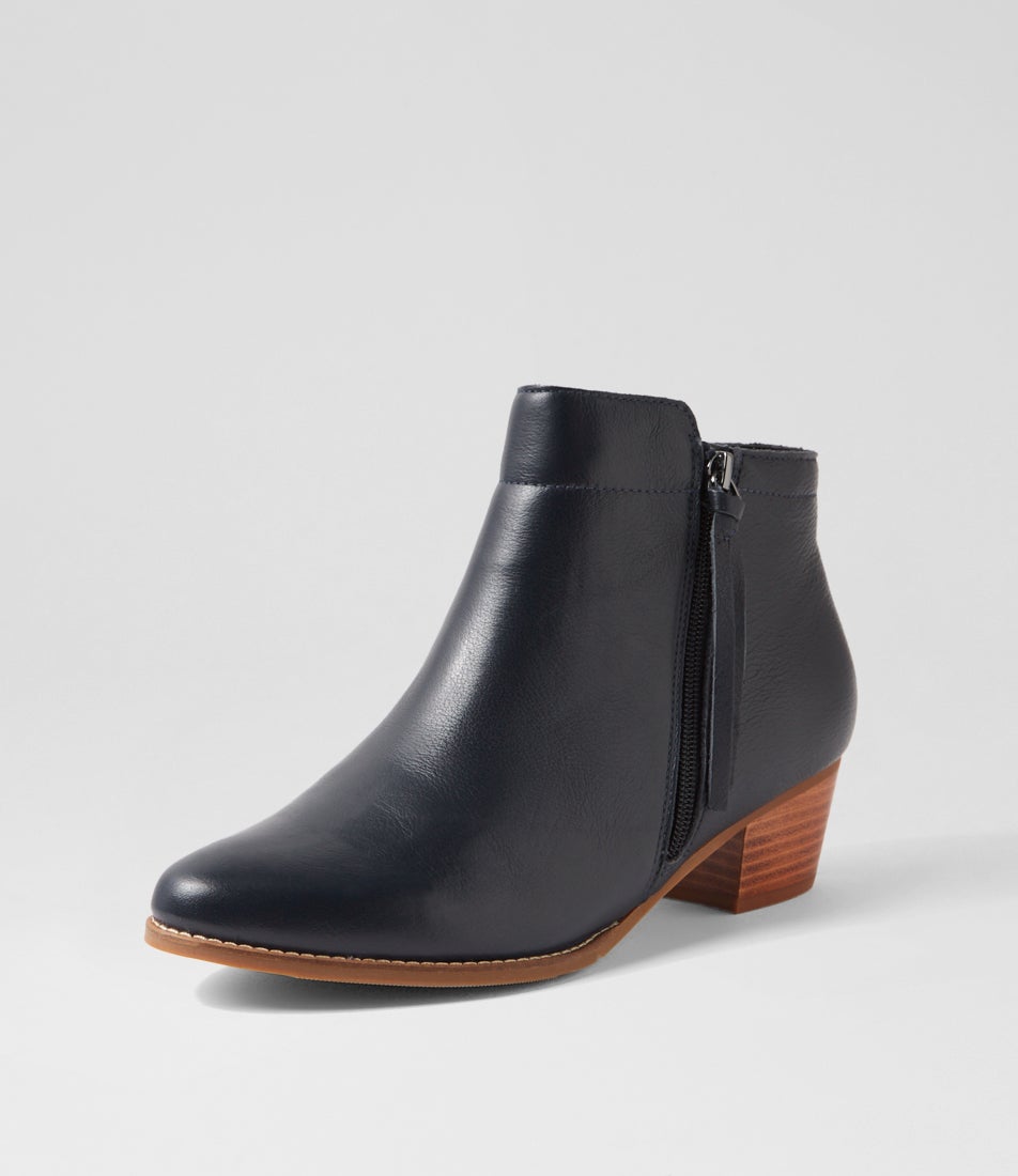 Vendas Xf Dark Navy Leather Ankle Boots