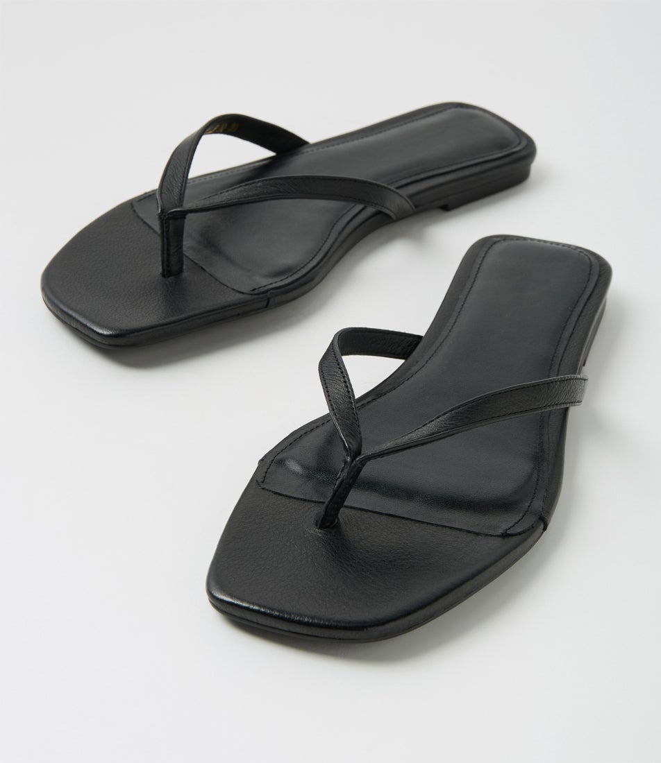 Reille Black Leather Thongs