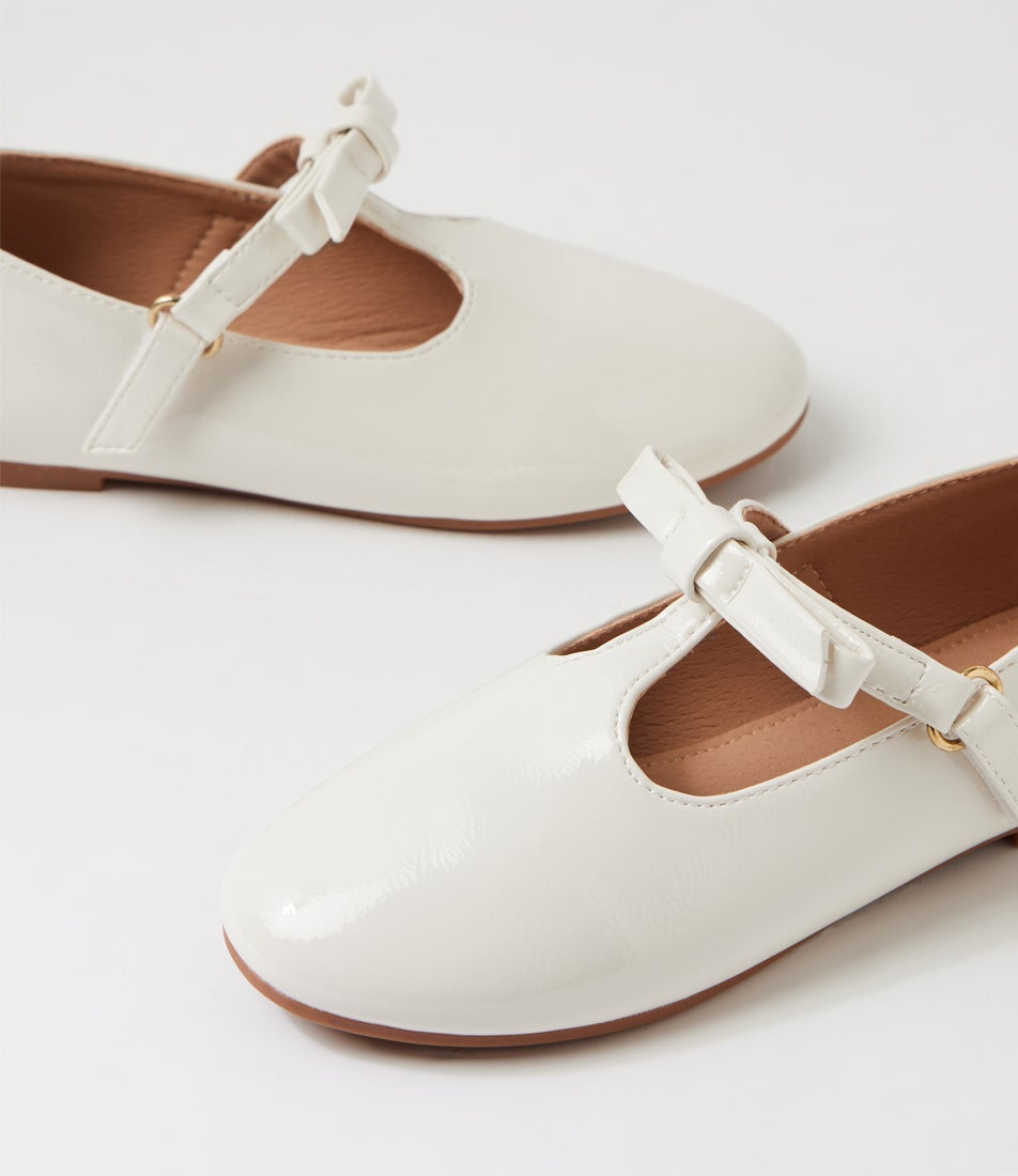 Aria Ballet Toddler Cream Patent Leather Flat Shoes
