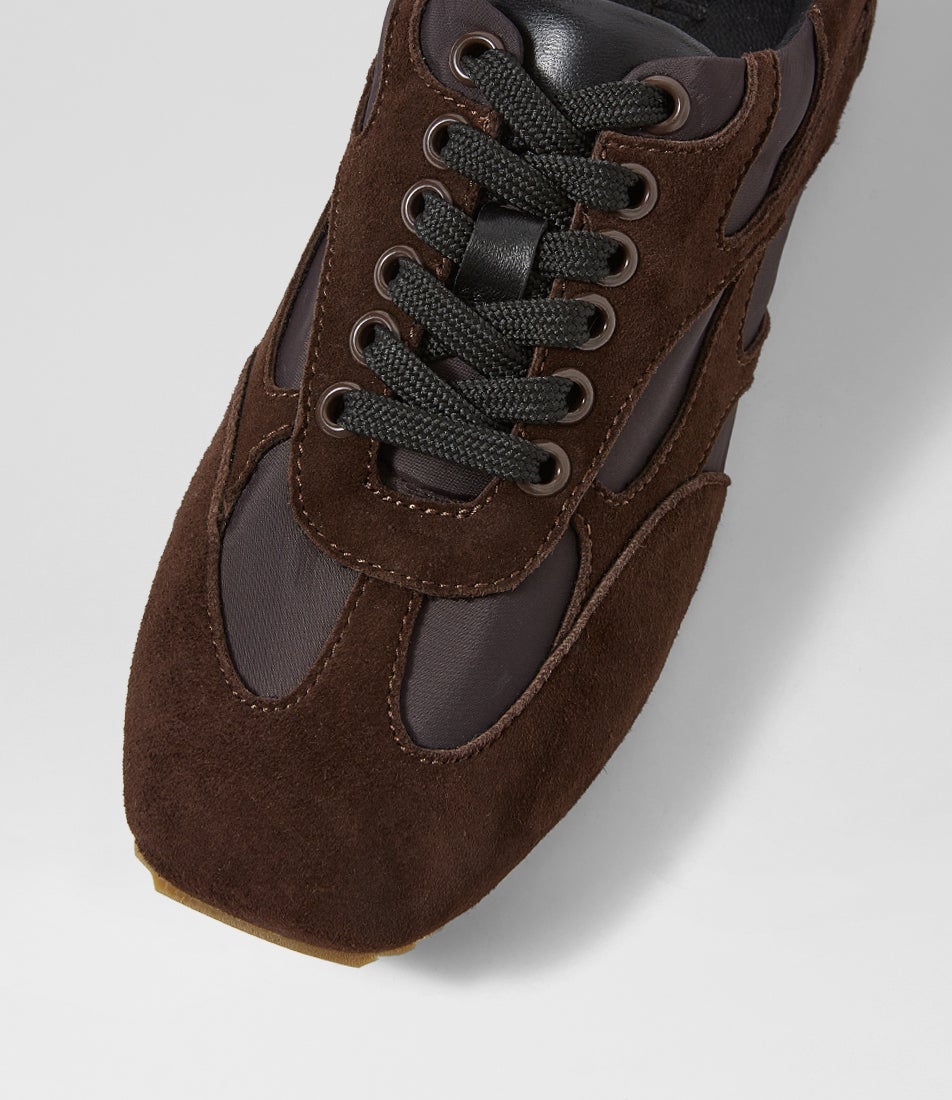 Liema Choc Black Leather Sneakers