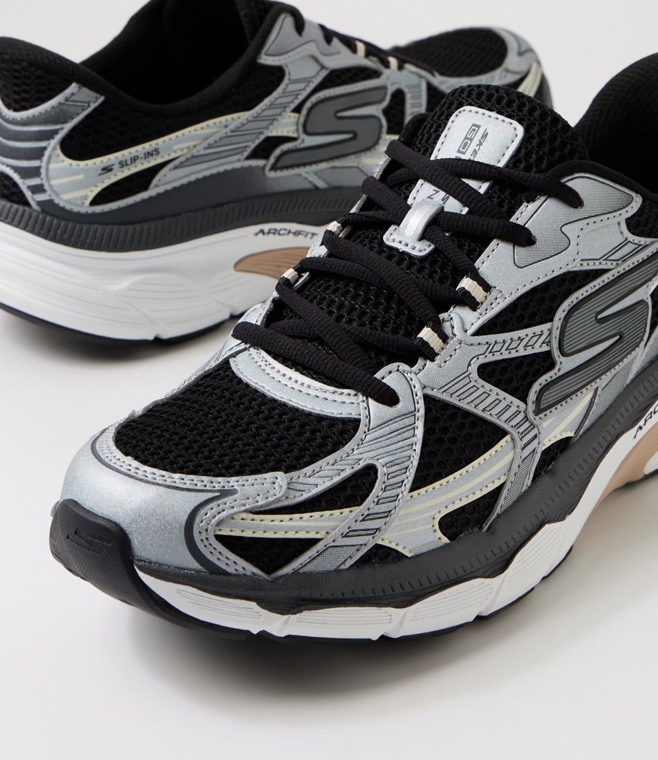 Go Run Arch Fit2 Black Grey Fabric Sneakers