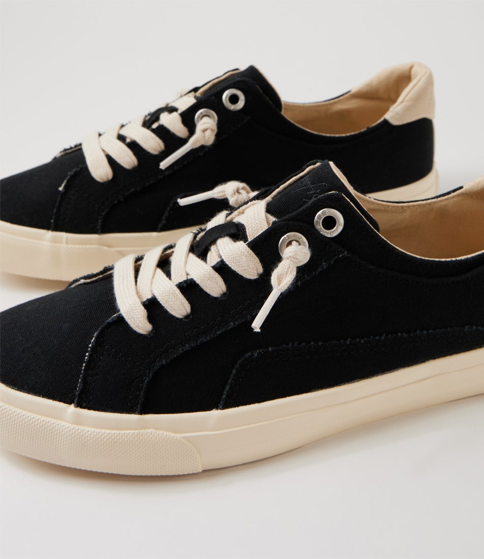 Martina Too Black Multi Sneakers