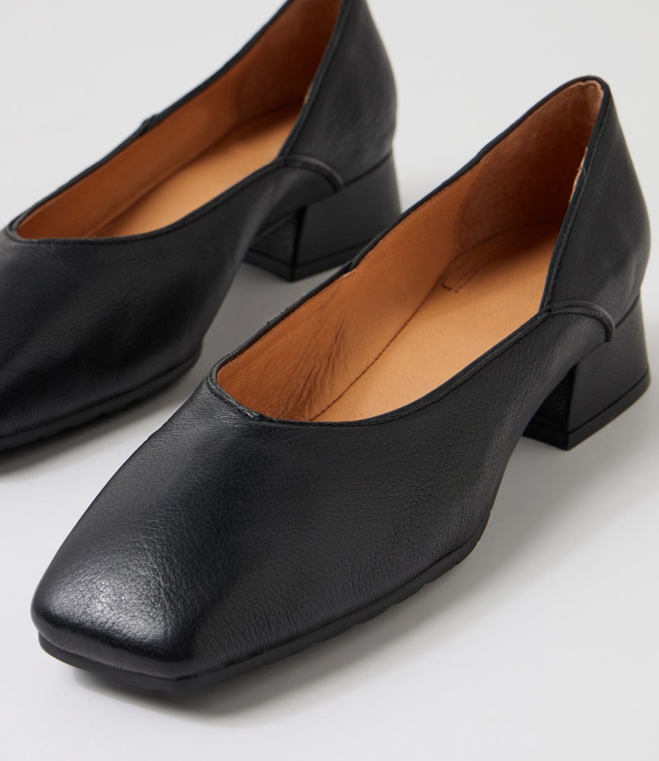 Shanices Black Leather Ballet Flats