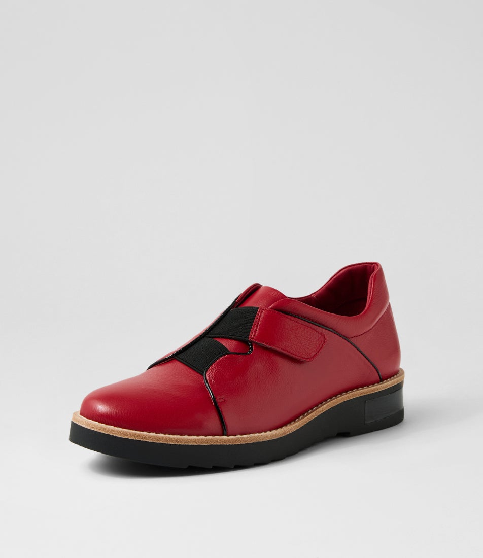 Reinys Dark Red Black Leather Patent Flat Shoes