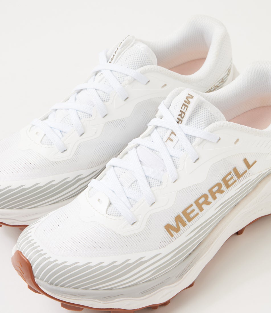 Agility Peak W White Gum Mesh Sneakers