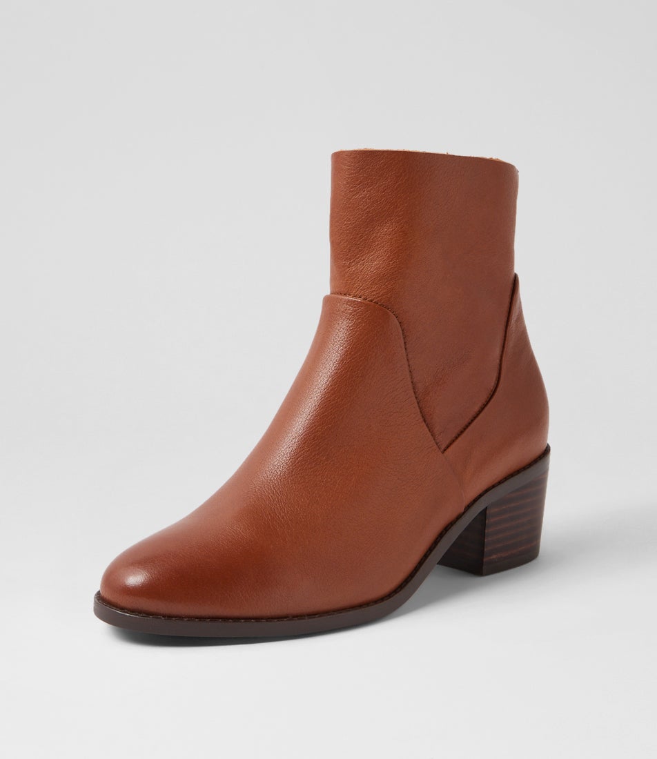 Rochelle Xw Dark Tan Leather Ankle Boots