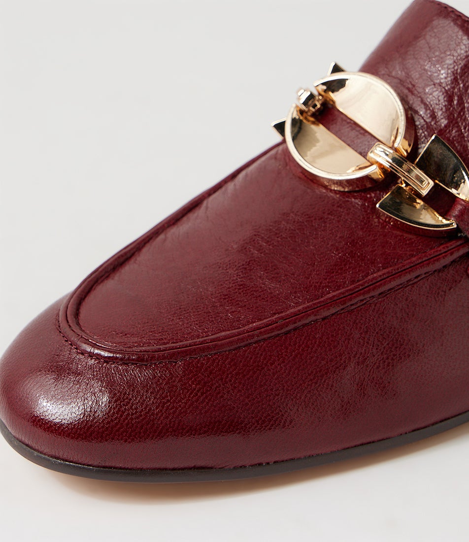 Ilysa Pinot Polish Leather Loafers