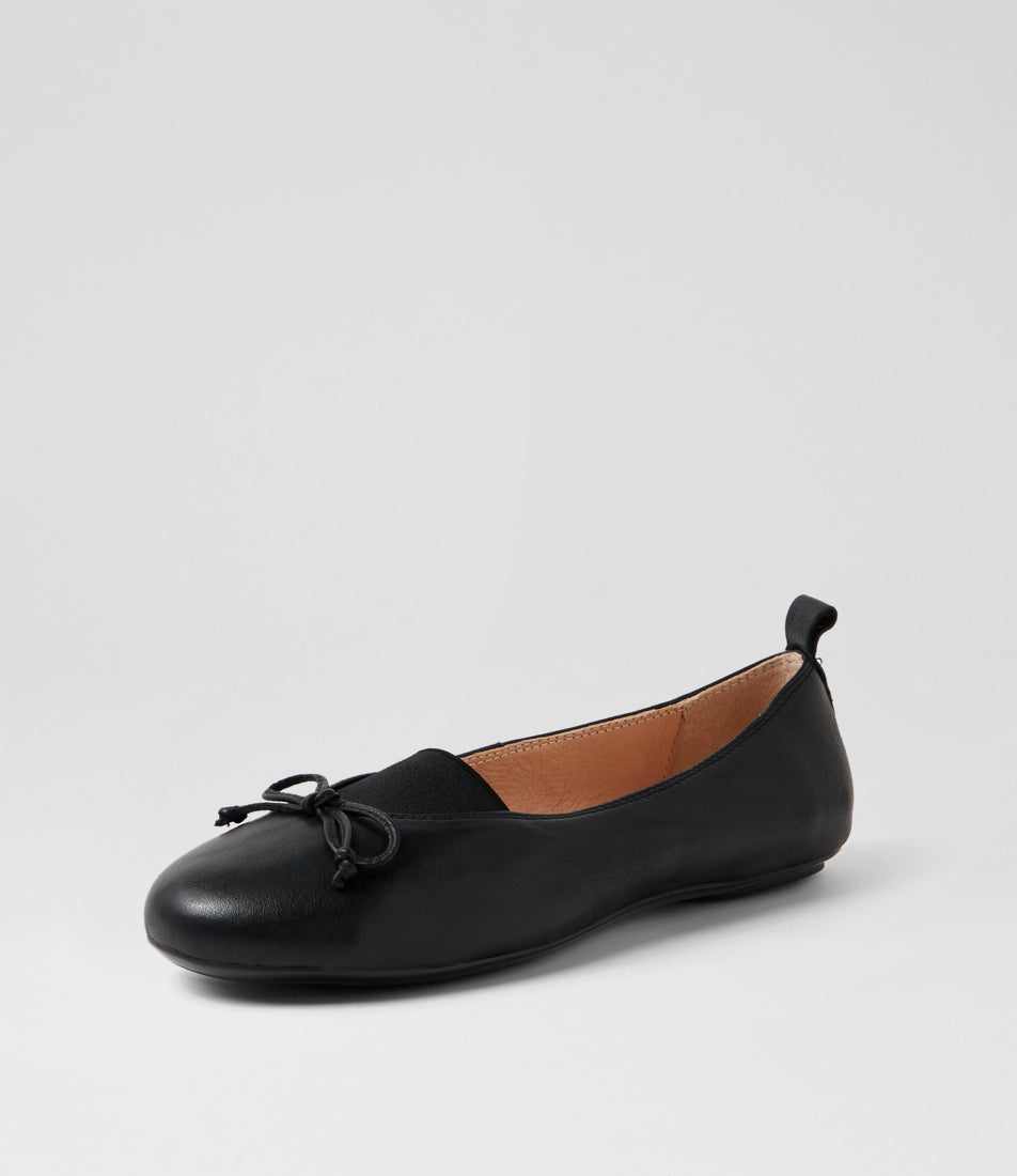 Beska Black Leather Ballet Flats