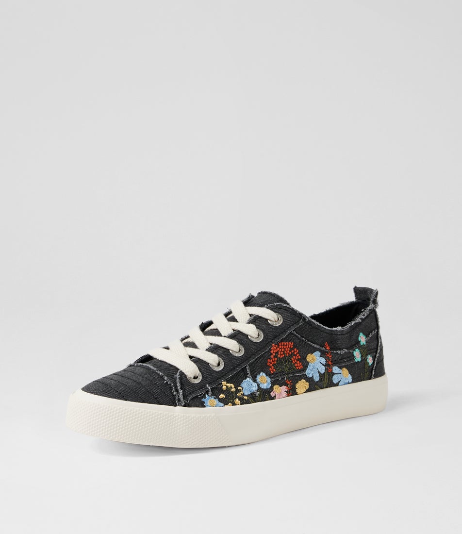 Vivid Black Canvas Sneakers Vivid Black Canvas Sneakers