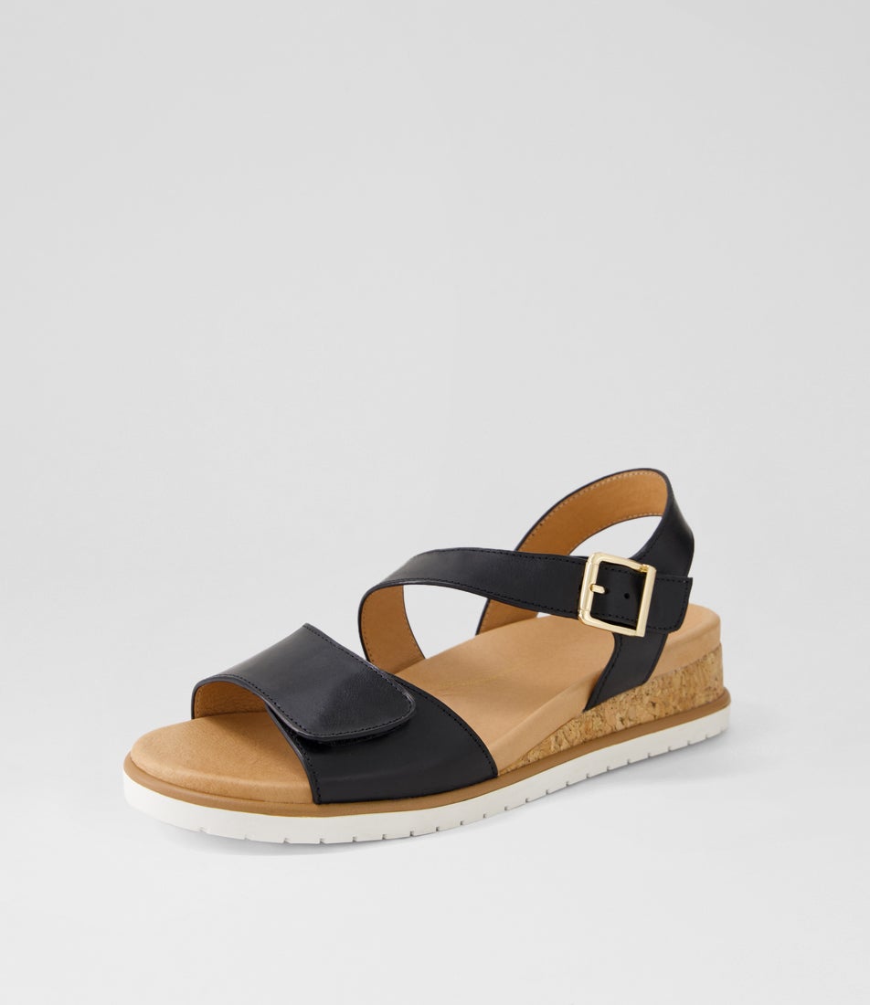 Vamsy W Black White Leather Sandals