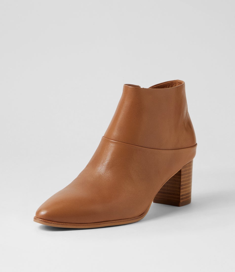 Blumas Tan Natural Leather Ankle Boots