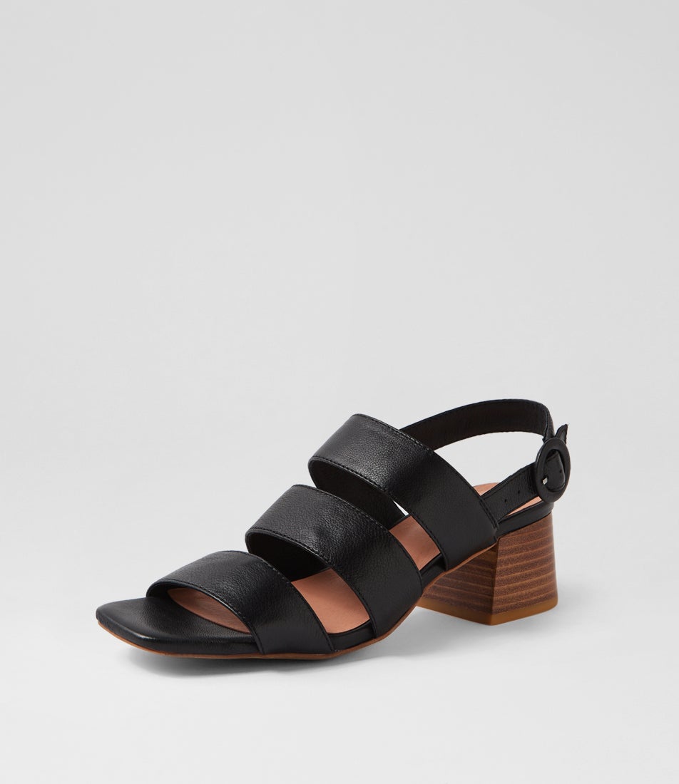 Fantum Black Natural Leather Sandals