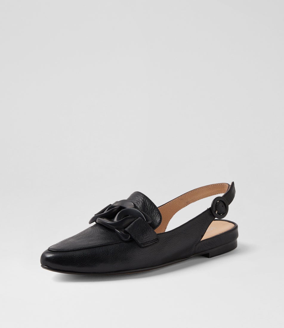 Favillas Black Leather Flat Shoes Favillas Black Leather Flat Shoes
