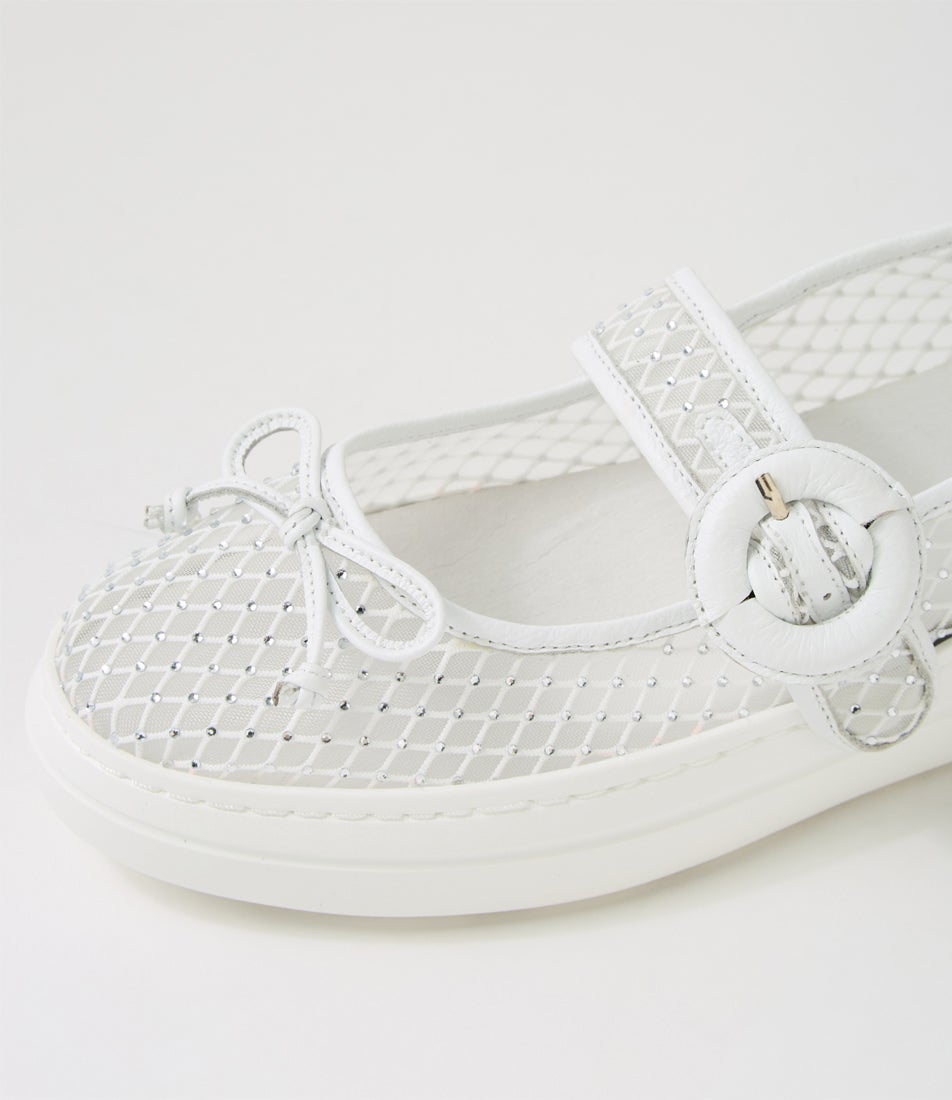 Wilmot White Leather Sneakers