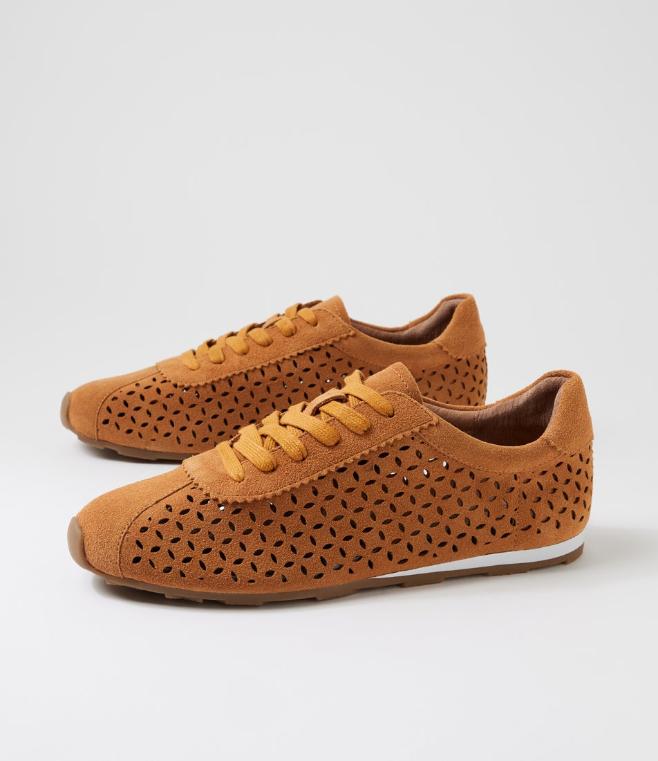 Moque Tan Suede Sneakers Moque Tan Suede Sneakers
