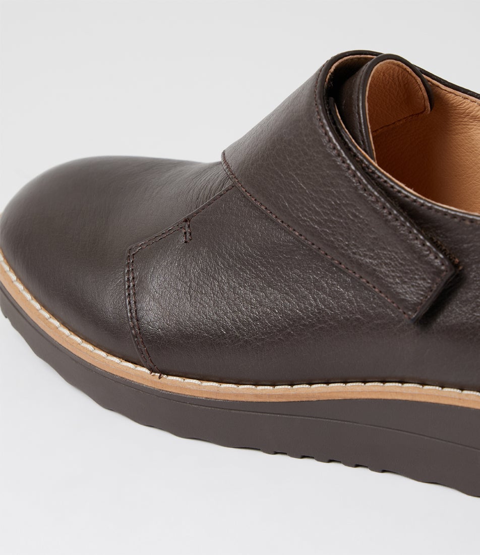 Oroz Choc Leather Flat Shoes