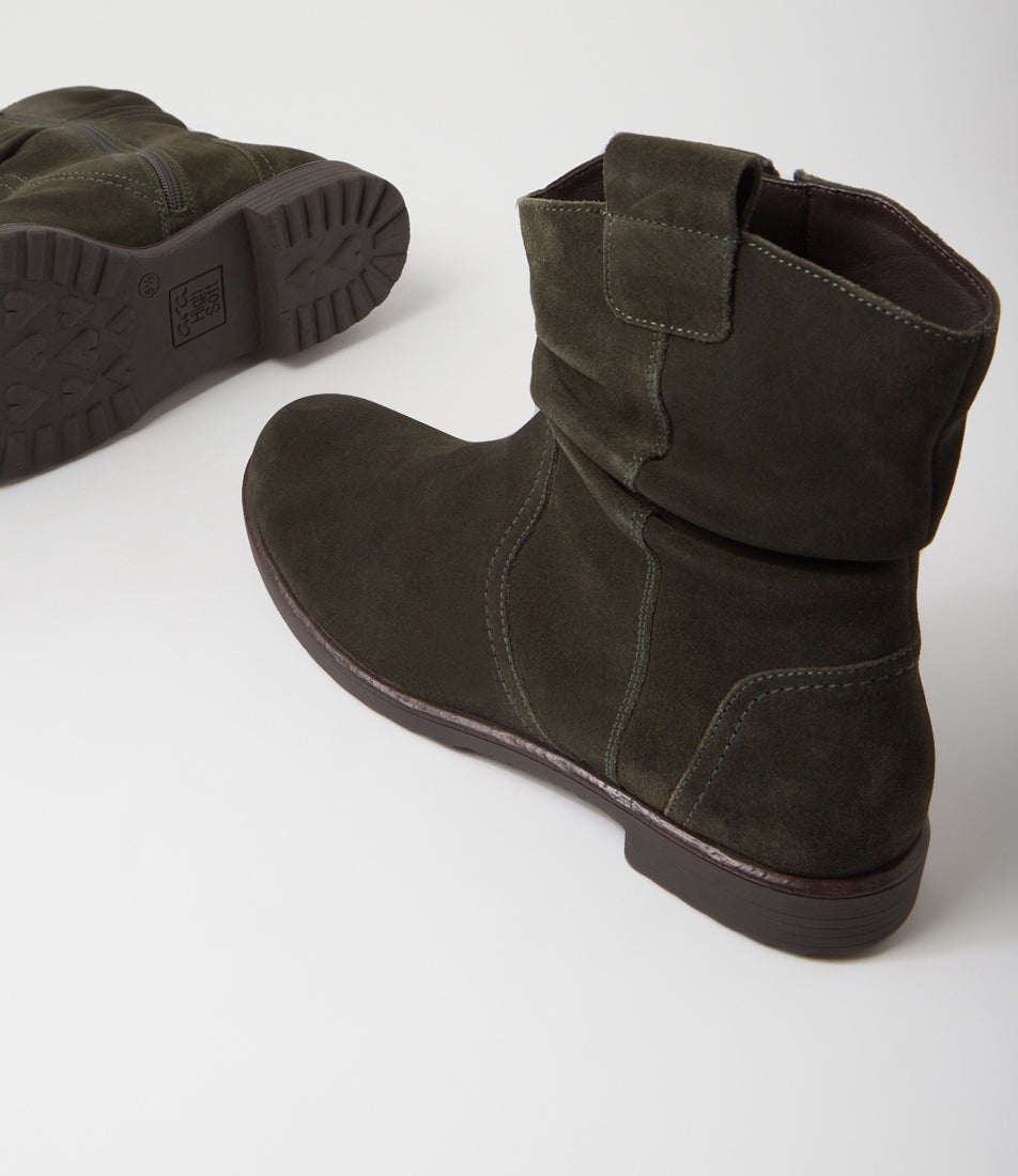 Liverpool 10 Forest Green Suede Calf Boots