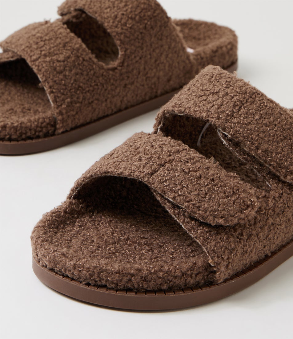 Evu Mocha Fabric Slides