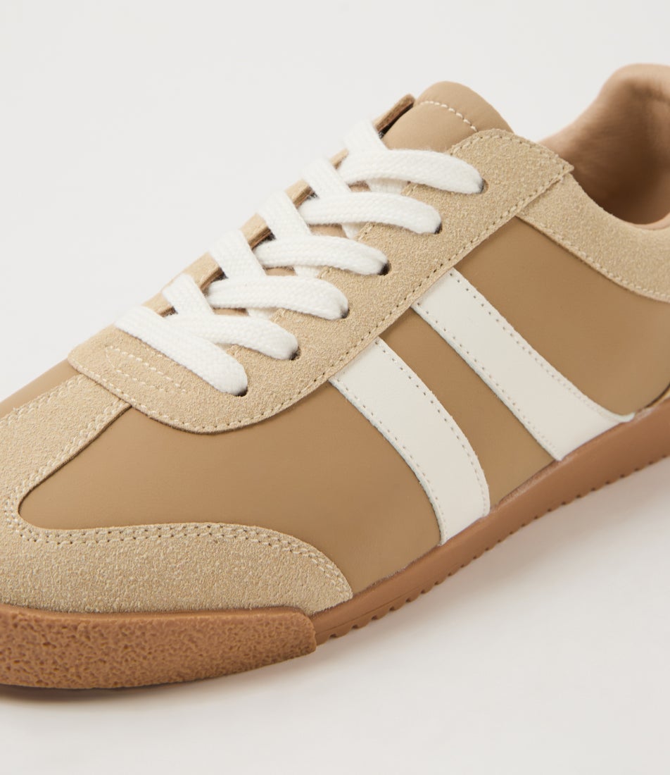 Evaporate Sand White Multi Sneakers