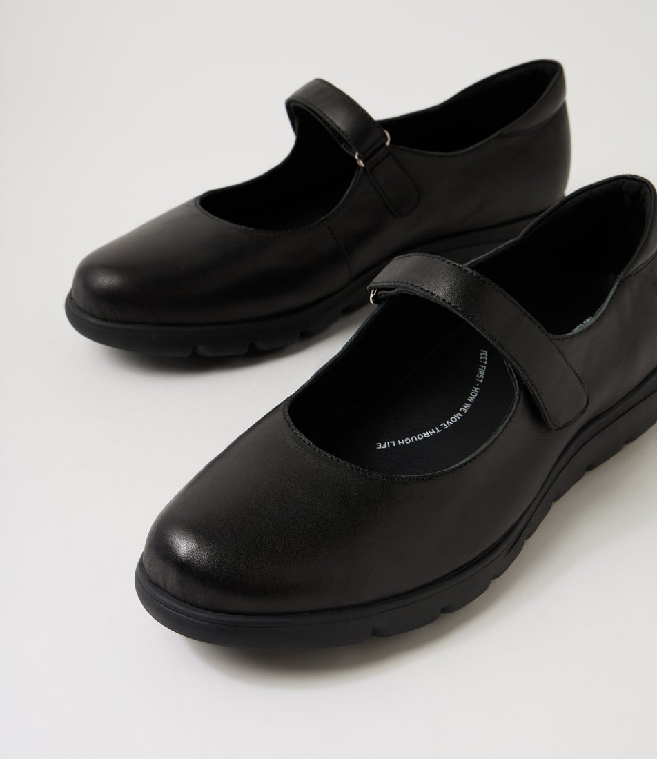 Brimley Black Leather Flat Shoes