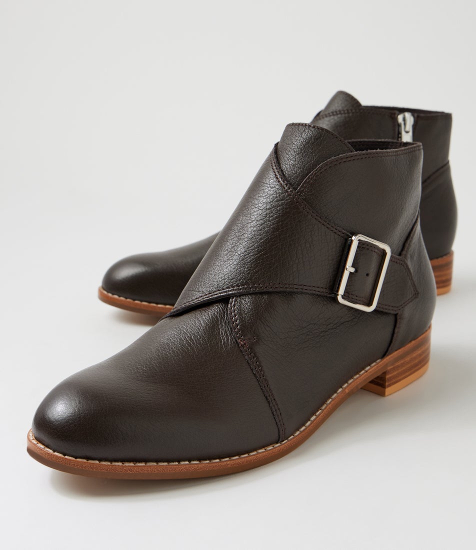 Nygle Choc Leather Ankle Boots Nygle Choc Leather Ankle Boots