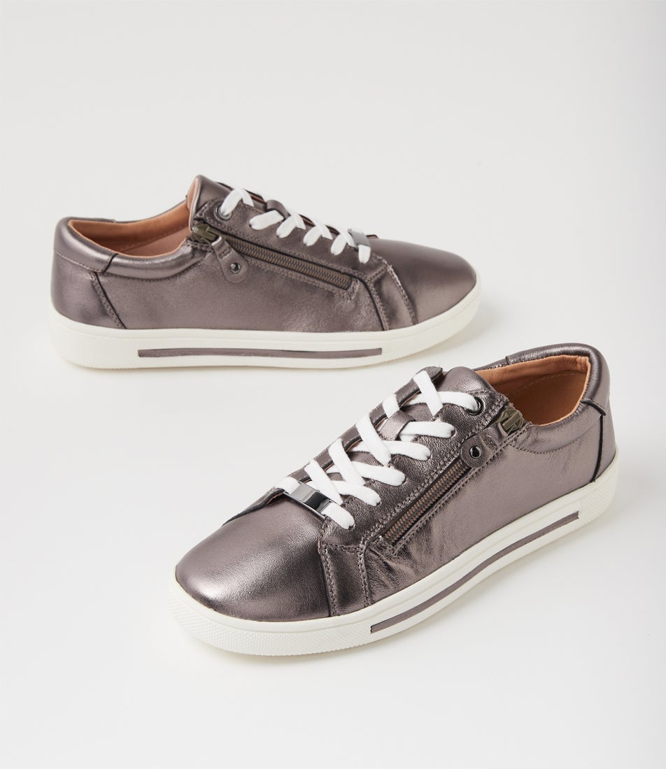 Evone Pewter Leather Sneakers
