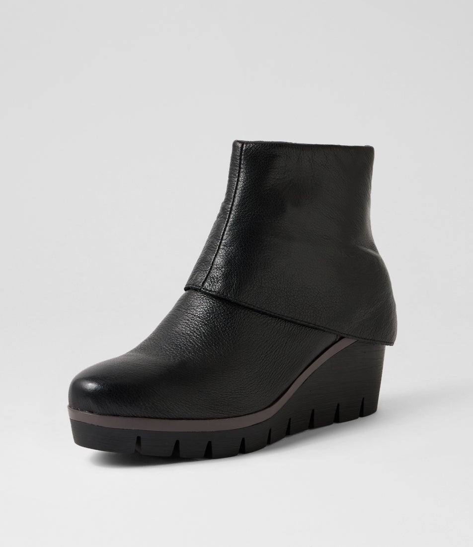 Neeper Black Leather Ankle Boots